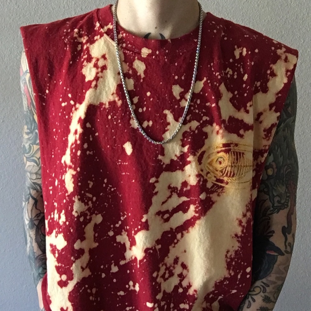 BLEACHED NOVELTY TEE
